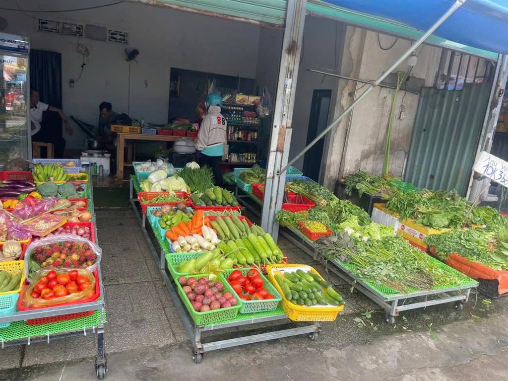 SANG SẠP RAU CỦ – CƠ HỘI KINH DOANH TỐT Vị trí chợ bình điềm Thủ Dầu Một, ngay trong chợ