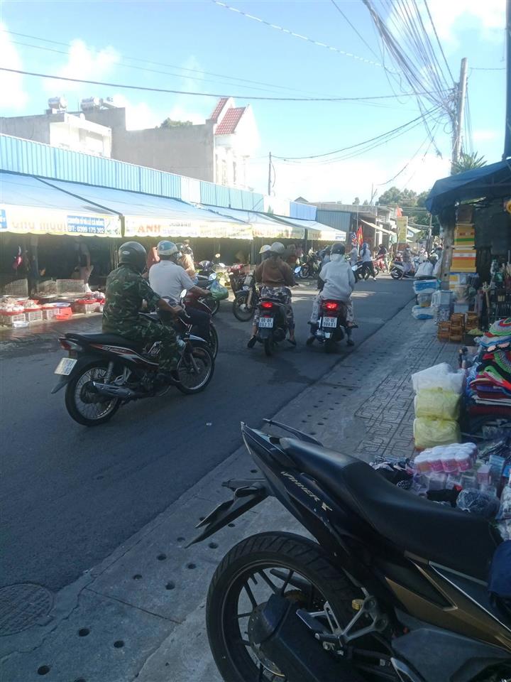 SANG SẠP RAU CỦ – CƠ HỘI KINH DOANH TỐT Vị trí chợ bình điềm Thủ Dầu Một, ngay trong chợ