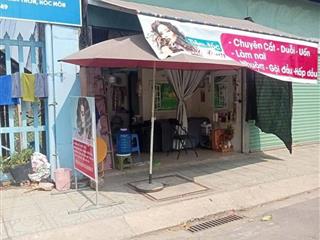 Cần sang nhượng tiệm nail và gội đầu đang hoạt động ổn định trên đường Bùi Thị Lùng, Hóc