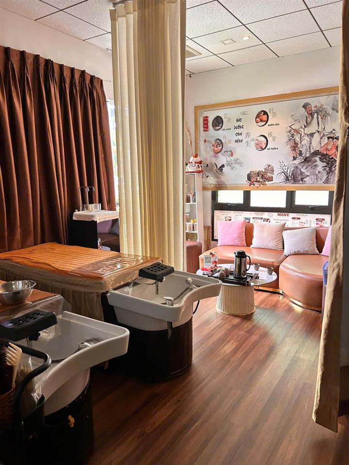 SANG NHƯỢNG SPA HOẠT ĐỘNG ỔN ĐỊNH – VỊ TRÍ ĐẸP – VÀO LÀ KINH DOANH NGAY – QUẬN 7, TP.HCM