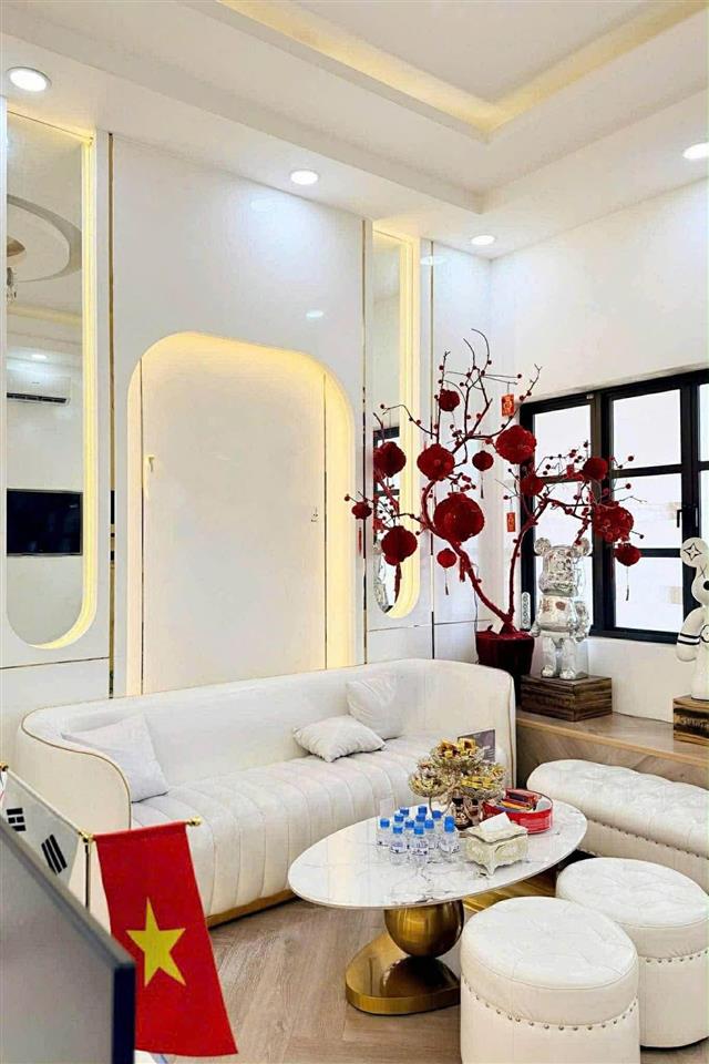 Mở rộng quy mô sang cơ sở mới lớn hơn cần CHUYỂN NHƯỢNG CƠ SỞ CHĂM SÓC SẮC ĐẸP & MẶT BẰNG