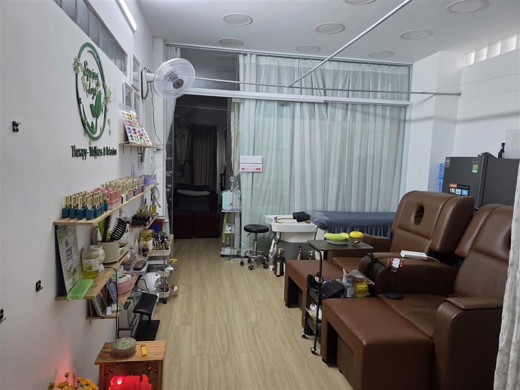 Do thay đổi kế hoạch kinh doanh cần tìm người thiện chí để tiếp quản lại toàn bộ spa tại