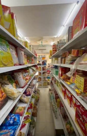 SANG NHƯỢNG CỬA HÀNG TẠP HOÁ: Địa chỉ: số 72 Bùi Xương Trạch.Khương Đình, Thanh Xuân Hà