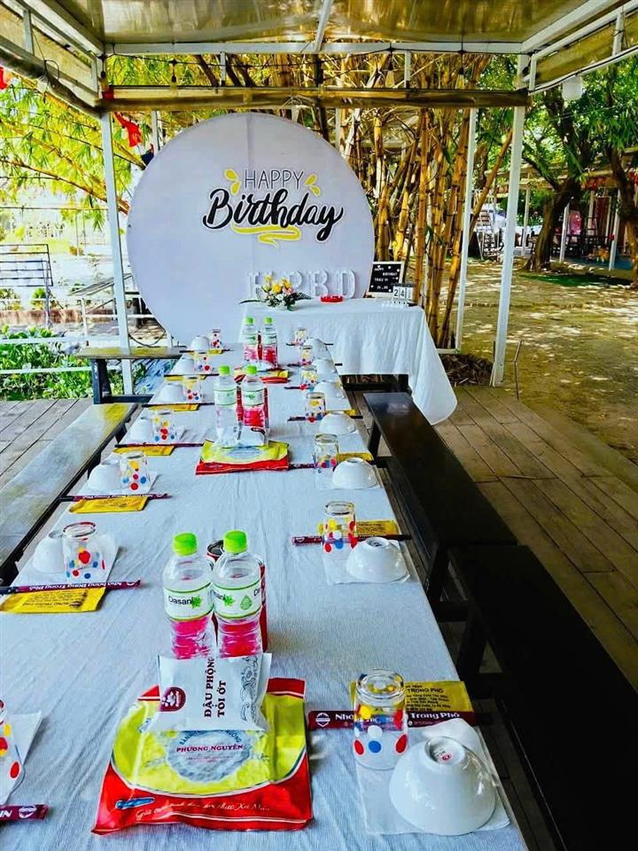 CƠ HỘI HỢP TÁC KINH DOANH – SANG NHƯỢNG – CHO THUÊ NHÀ HÀNG SÂN VƯỜN Vị trí: Ngã 4 Thu