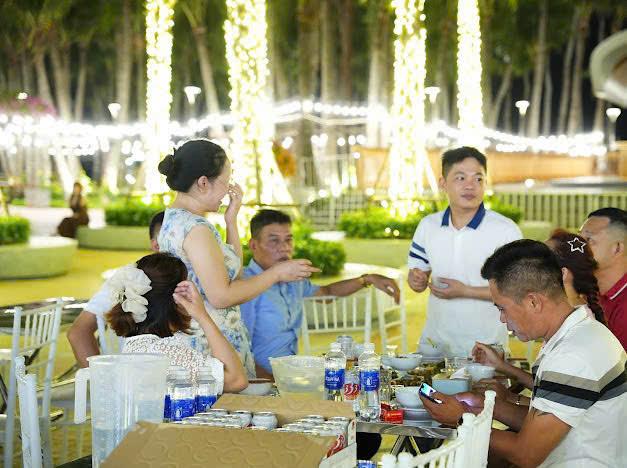 SANG NHƯỢNG GẤP NHÀ HÀNG CASEAYAI CÁT BÀ – VỊ TRÍ VÀNG SÁT BÃI TẮM TRUNG TÂM, VẬN HÀNH