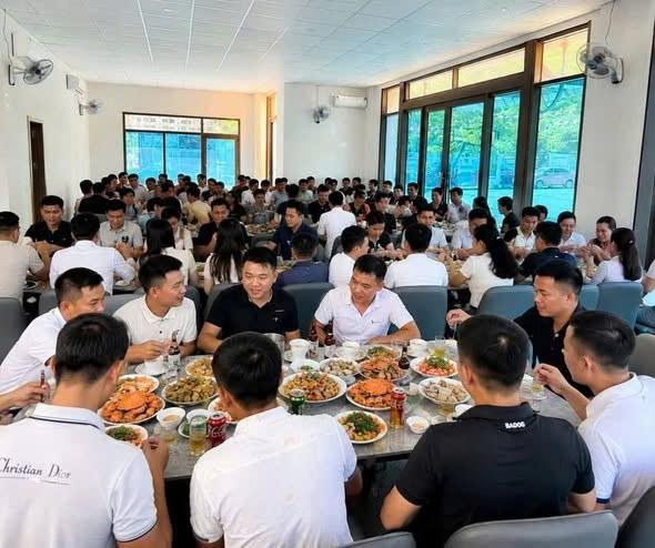 SANG NHƯỢNG GẤP NHÀ HÀNG CASEAYAI CÁT BÀ – VỊ TRÍ VÀNG SÁT BÃI TẮM TRUNG TÂM, VẬN HÀNH