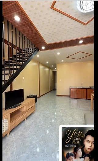 Chuyển chỗ ở gia đình cần bán căn nhà mới chưa qua sử dụng hẻm xe hơi gần chợ số 6.