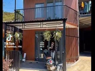 Chuyển chỗ ở gia đình cần bán căn nhà mới chưa qua sử dụng hẻm xe hơi gần chợ số 6.