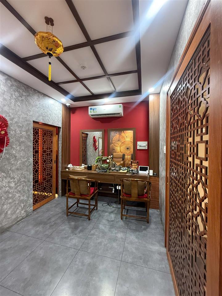 SANG NHƯỢNG CƠ SỞ SPA / MẶT BẰNG KINH DOANH SẦM UẤT – Q.7 Vị trí đắt giá: Trục đường