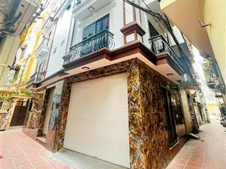 Nhà đẹp kim mã, gần ga cát linh, 3 bước ra phố, gia đình nhỏ vào ở ngay giữ tiền  cho thuê.