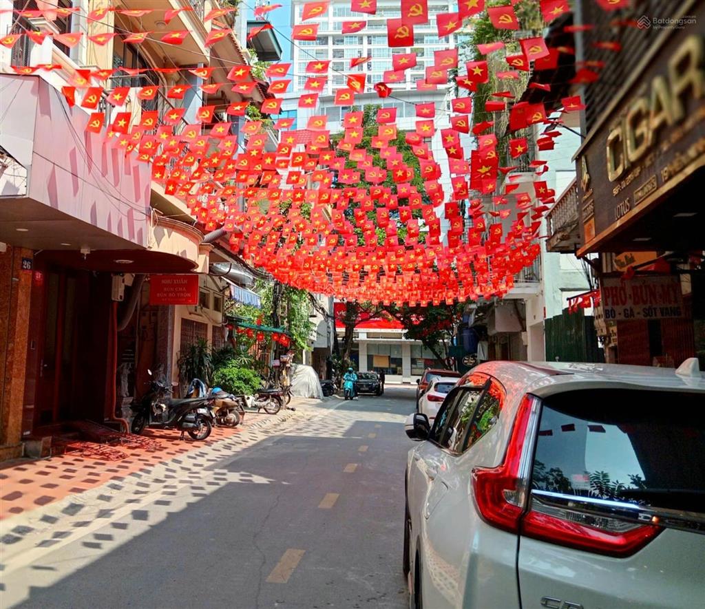 Lý nam đế, hoàn kiếm (tầng 2 + 3) 60m2 x 3 ngủ, 4,68 tỷ, nơi bình an trở về