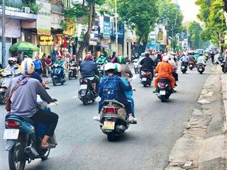 Bán nhà mt trần phú, p8, quận 5 , diện tích 8 x 16m, kết cấu trệt lững 4 lầu giá chỉ có 49 tỷ