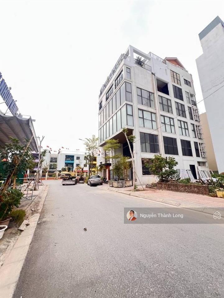Siêu mẫu ngọc thụy, 2 mặt tiền, 7 tầng thang máy, nội thất cao cấp, vỉa hè, kinh doanh, công viên