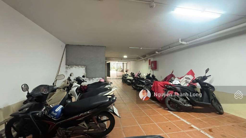 Bán toà chdv 6 nổi 1 hầm phường bồ đề, dòng tiền tốt 6%, thửa a4, mt 6.5m, ôtô thông, full nội thất