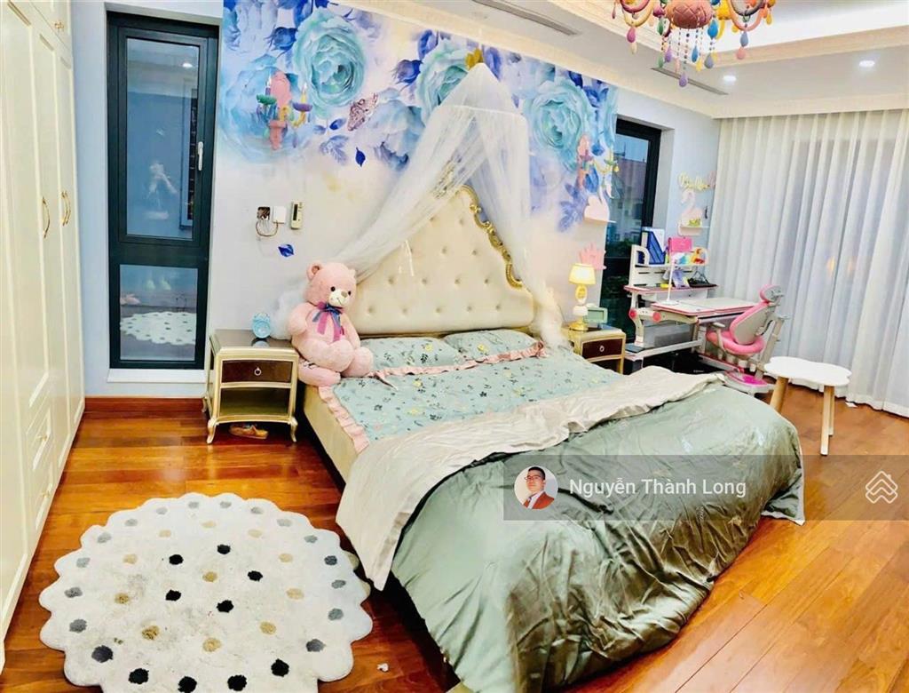 Tác phẩm nghệ thuật. biệt thự hoàng gia lô góc, thang máy, nội thất siêu sang, đẳng cấp thượng lưu.