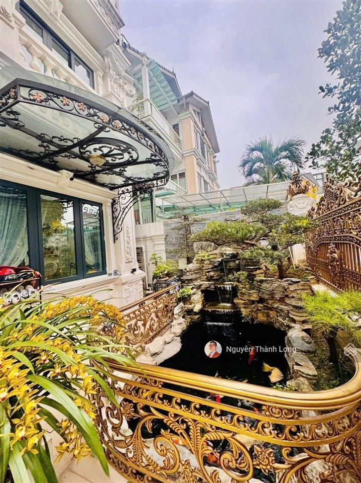 Tác phẩm nghệ thuật. biệt thự hoàng gia lô góc, thang máy, nội thất siêu sang, đẳng cấp thượng lưu.