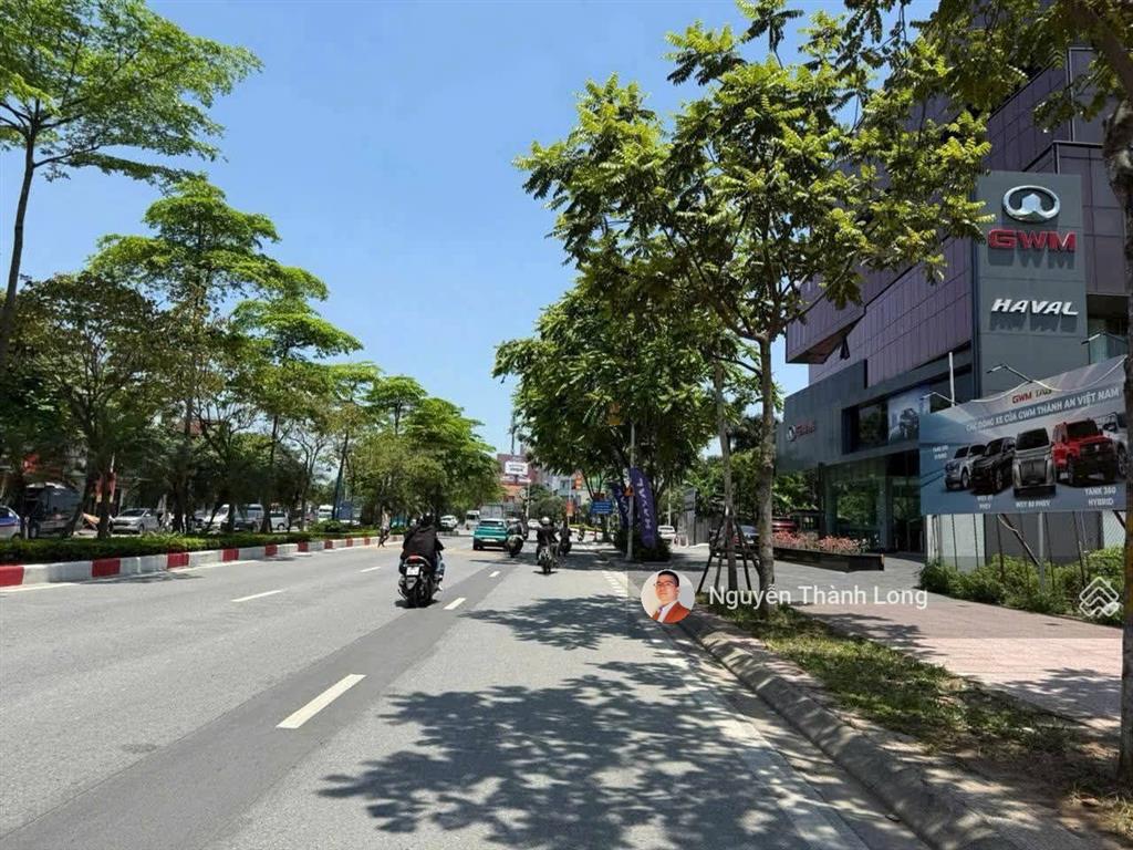 Đất mặt phố thạch bàn, cổ linh ô tô tránh, thửa đẹp mt6m hiếm, kinh doanh tốt, gần chợ, trường