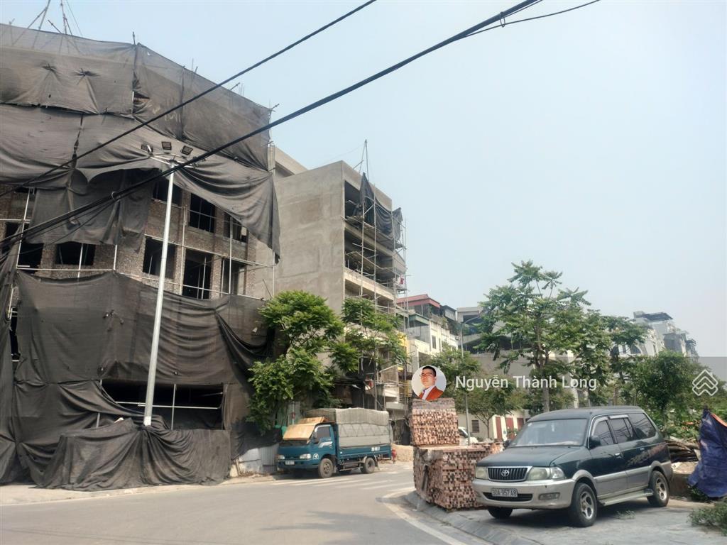 Đất mặt hồ, phong thủy vượng khí, độc tôn |bồ đề, ngọc thụy| mặt tiền rộng, nở hậu, không quy hoạch