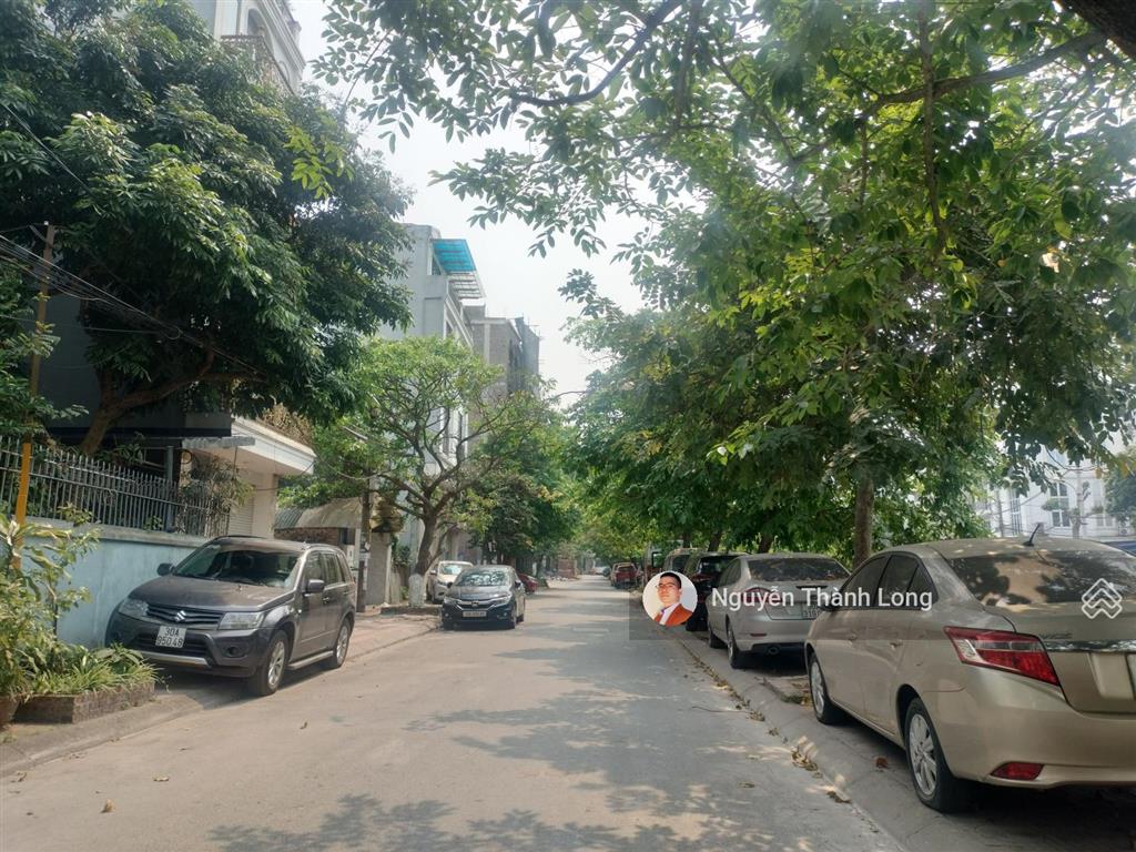 Đất mặt hồ, phong thủy vượng khí, độc tôn |bồ đề, ngọc thụy| mặt tiền rộng, nở hậu, không quy hoạch
