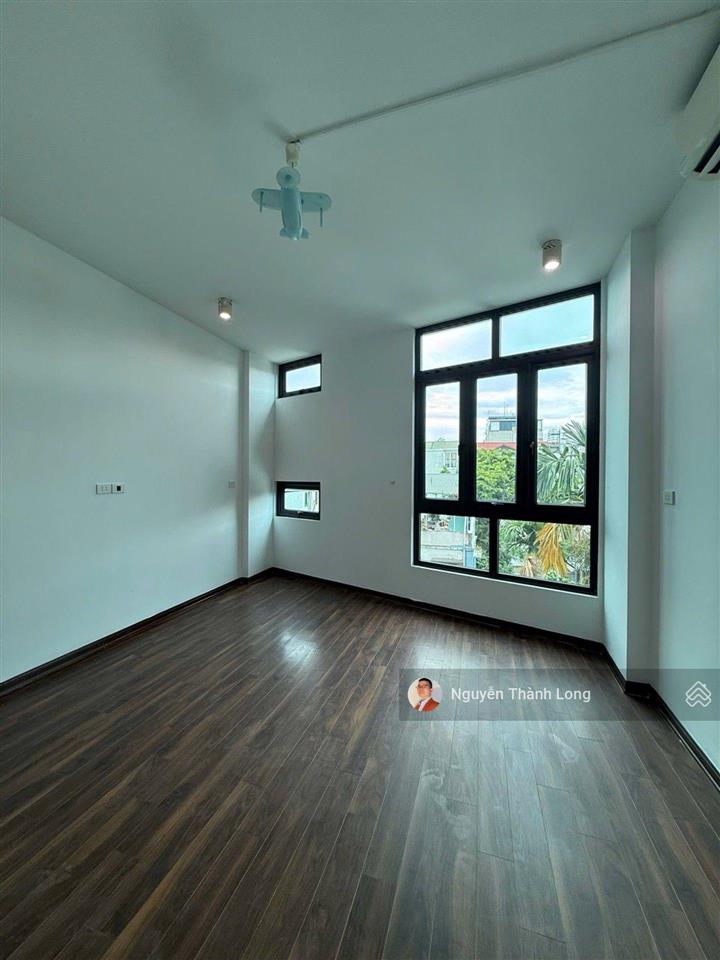 Nhà riêng ngõ oto đẹp tại gia thượng, gần trường việt pháp, khai sơn, 5 tầng, 8 tỷ, 38 m2, 3pn, 4wc