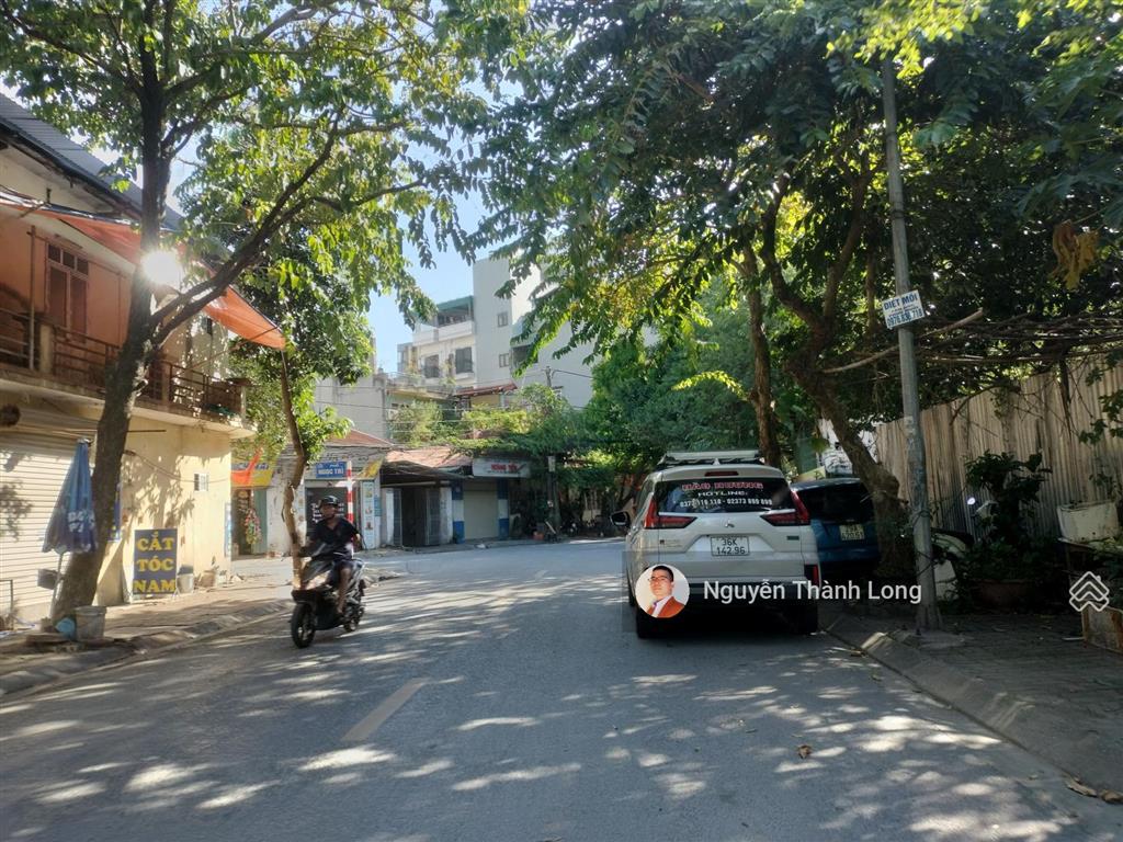 Mặt phố kinh doanh, lô góc cực hiếm, mt hơn 7m, giá tốt. ngay giao cổ linh, đồng dinh, ngọc trì.