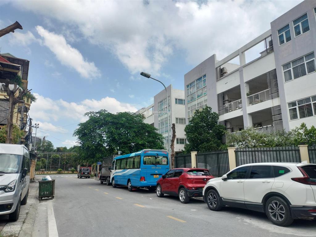 Bán 70m2 đất tạ đông trung, nguyễn văn cừ, thửa đẹp, ô tô tránh, gần phố, đón cầu trần hưng đạo
