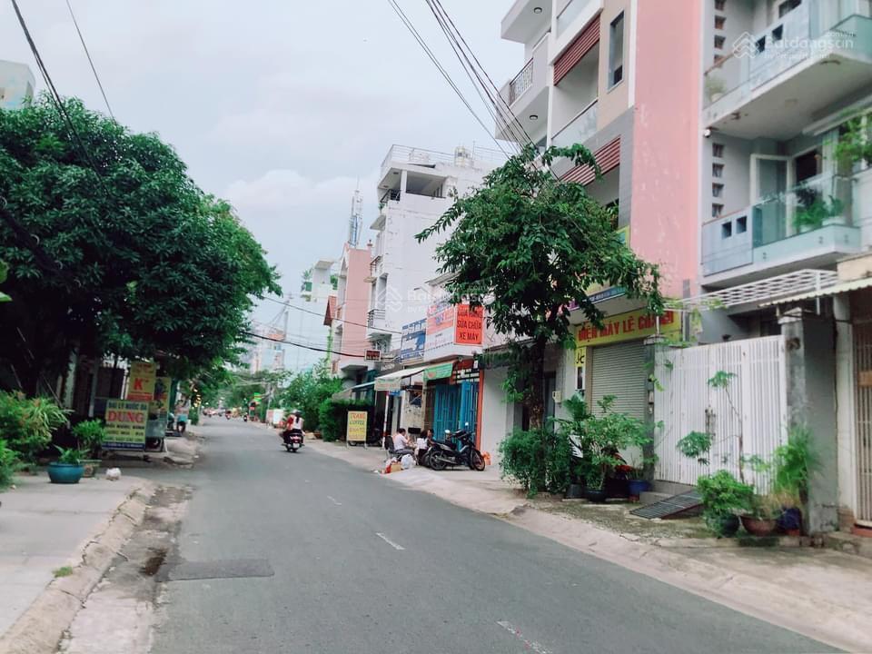 Nhà đẹp trung tâm quận 7, 4 tầng, 80m2, đường lớn, ô tô quay đầu ngủ trong nhà, nhỉnh 8 tỷ