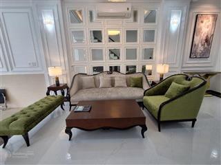 Bán bt đẹp xuất sắc tại làng đại học abc. có thang máy, 21 tỷ, 200m2, 5pn, 7wc