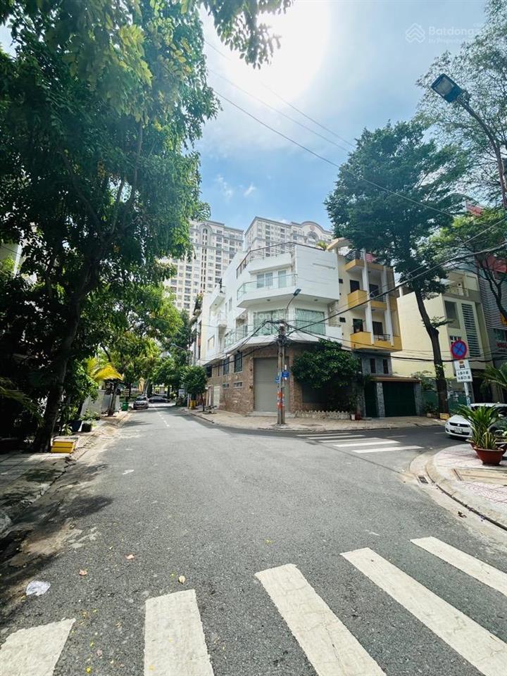 Nhà mặt tiền tân quy. 4 tầng, 6x24m, đường 10m, có vỉa hè, pháp lý sạch chuẩn. 18 tỷ tl
