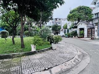 Bán biệt thự nghĩ dưỡng , 350m2 giá 32 tỷ tại sadeco phước kiển, nhà bè, hcm