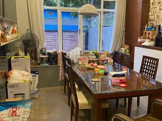 Biệt thự himlam kinh tẻ, tân hưng, quận 7, có hầm, thang máy. 200m2, 45 tỷ