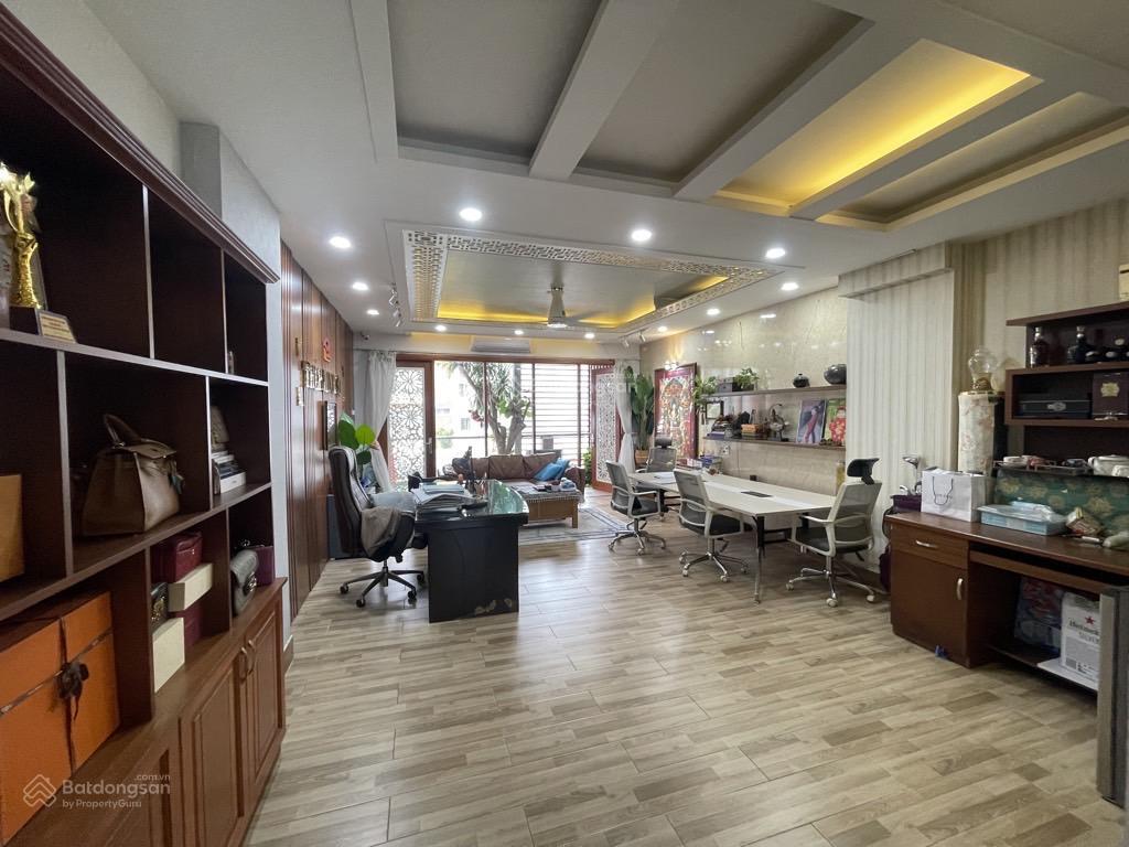 Biệt thự him lam kênh tẻ, tân hưng, quận 7, có hầm, thang máy. 200m², 45 tỷ