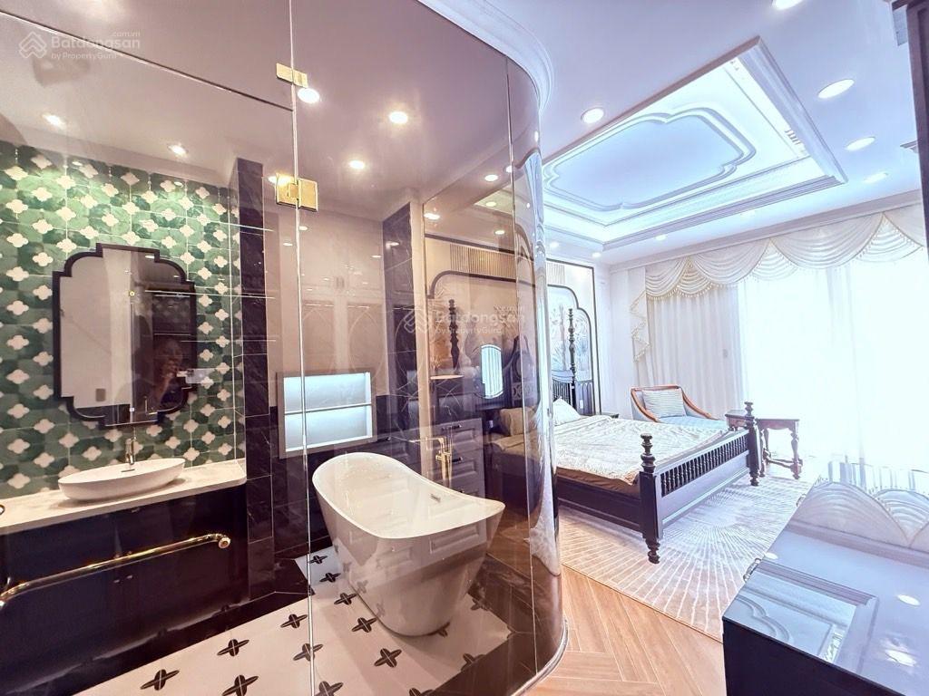Bán biệt thự 225m2, giá 29,5 tỷ tại trần trọng cung, p tân thuận đông, q7, tp.hcm