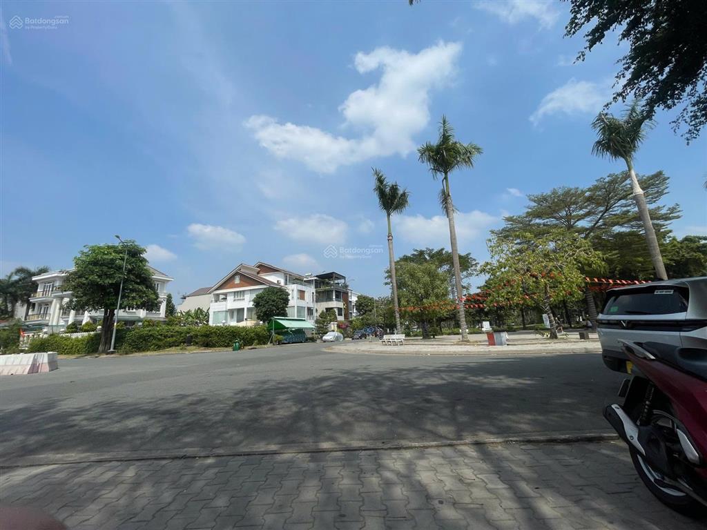 Bán nhà mặt phố tại the ascentia phú mỹ hưng, 20 tỷ, 132m2, 5pn, 6wc