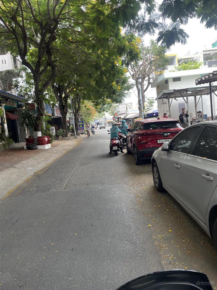 Gấp. bán nhà mặt phố tại phú thuận, 11,6 tỷ, 80m2, 4pn, 5wc, 3 tầng
