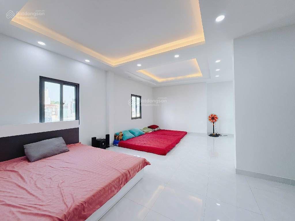 Gấp. bán nhà mặt phố tại phú thuận, 11,6 tỷ, 80m2, 4pn, 5wc, 3 tầng