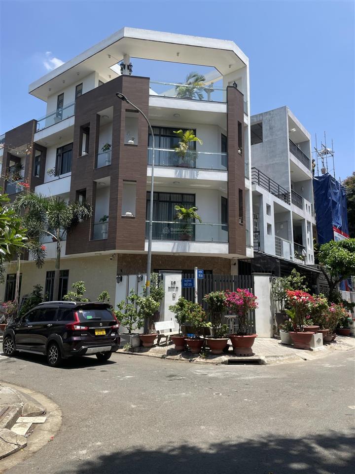 Bán nhà mặt phố 100m2, 13 tỷ tại nguyễn văn linh, p. tân phong, q7, tp. hcm chính chủ