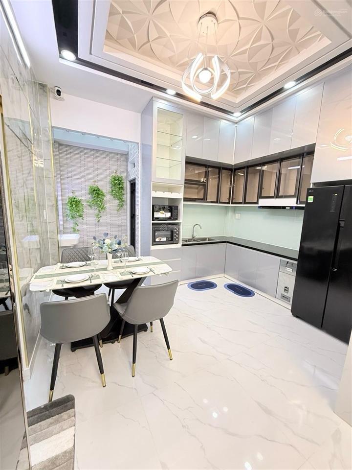 Bán gấp nhà mặt phố tại nguyễn thị thập, 21 tỷ, 120 m2, 8pn, 9wc