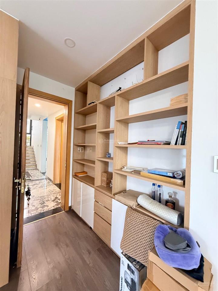 Bán gấp biệt thự tại nguyễn lương bằng, 34 tỷ, 300m2, 6pn, 7wc