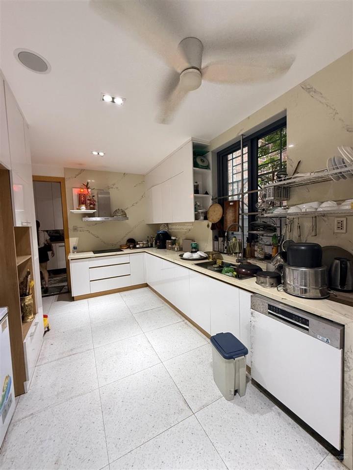Bán gấp biệt thự tại nguyễn lương bằng, 34 tỷ, 300m2, 6pn, 7wc