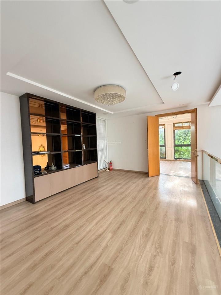 Bán gấp biệt thự tại nguyễn lương bằng, 34 tỷ, 300m2, 6pn, 7wc