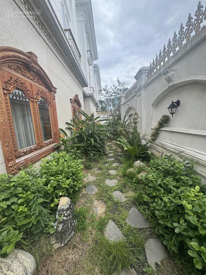 Bán biệt thự 220m2, 16 tỷ sadeco, tại xã phước kiển, nhà bè, hcm