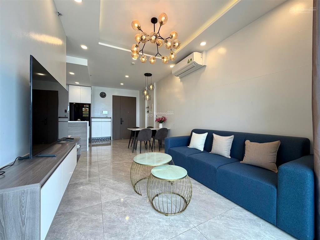 Nhà mới lầu cao vào ở ngay 2pn midtown the peak phú mỹ hưng  0939 770 *** em đạt