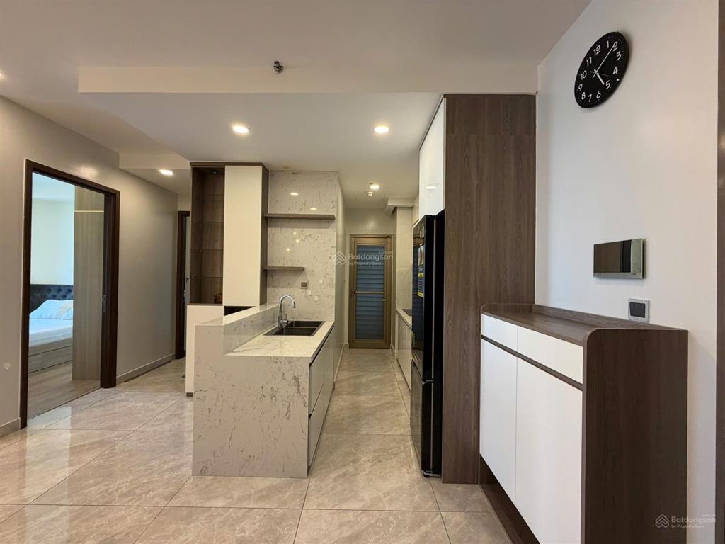Nhà mới lầu cao vào ở ngay 2pn midtown the peak phú mỹ hưng  0939 770 *** em đạt