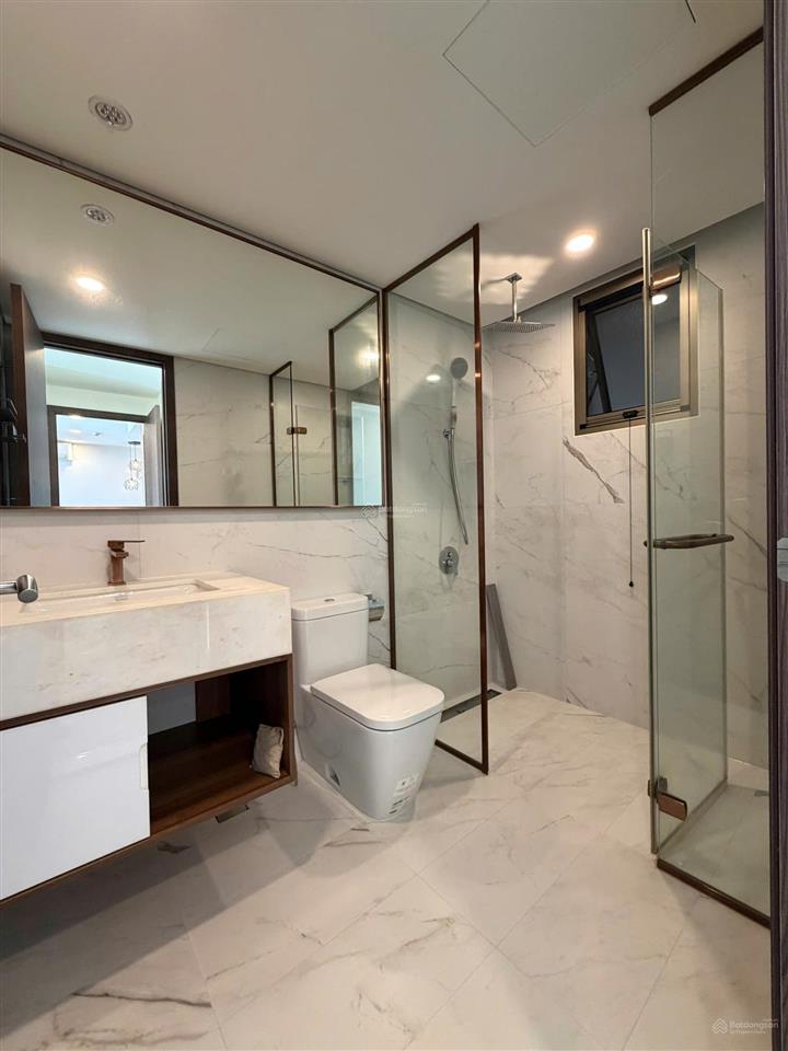 Nhà mới lầu cao vào ở ngay 2pn midtown the peak phú mỹ hưng  0939 770 *** em đạt