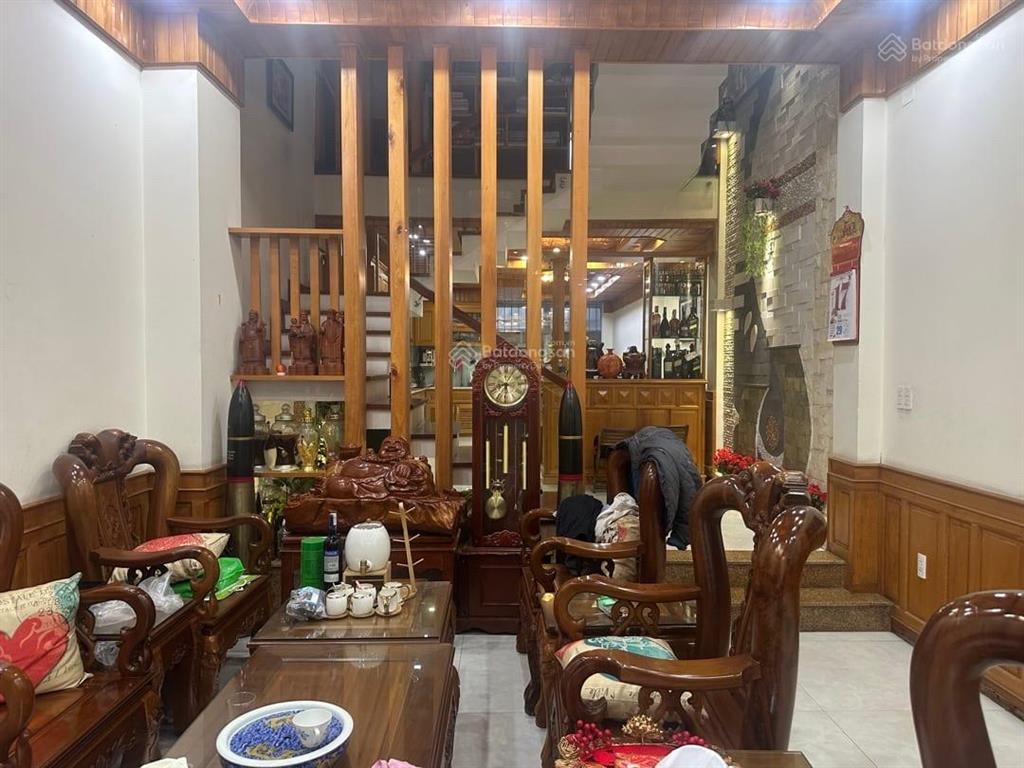 Nhà mặt tiền thái thị bôi ngay trục lê độ 86 m2.vị trí đẹp,kinh doanh tốt giá đầu tư.