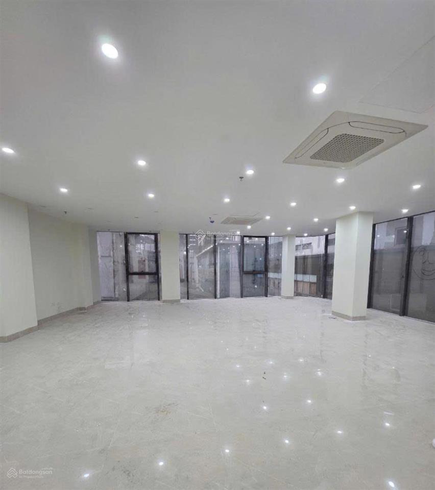 Cho thuê tòa 11 tầng thông sàn phố hai bà trưng hà nội