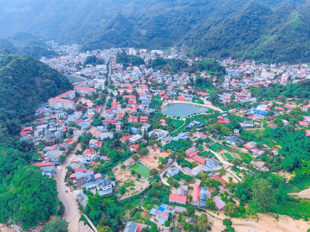 Hơn 7tr/m2 sở hữu lô 467m2 cách chợ mộc châu gần 2km