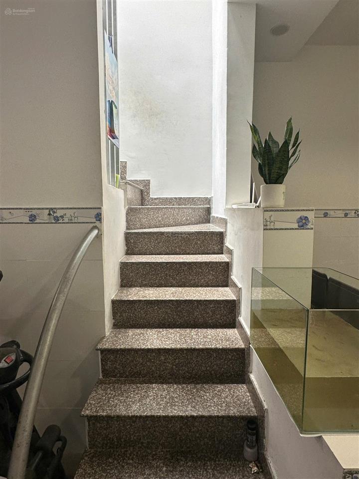 Bán nhà lê trọng tấn, p. tây thạnh, tân phú 4x11,5m, 2pn, 2wc, giá 5,3 tỷ