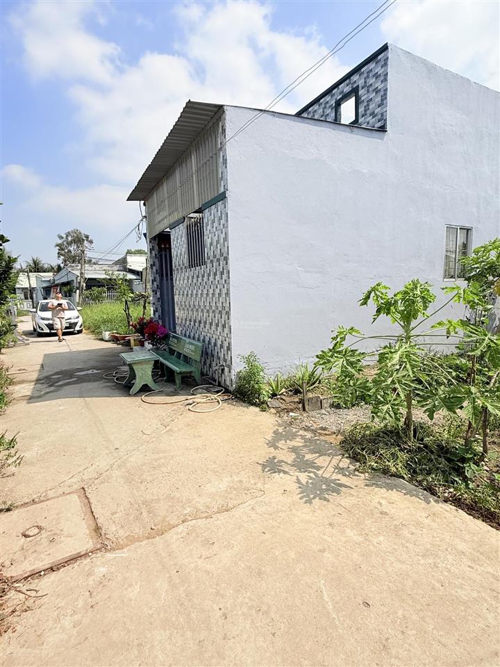 Bán đất đẹp tại long cang ,870 triệu, 100m2, mặt tiền 5m, pháp lý đầy đủ